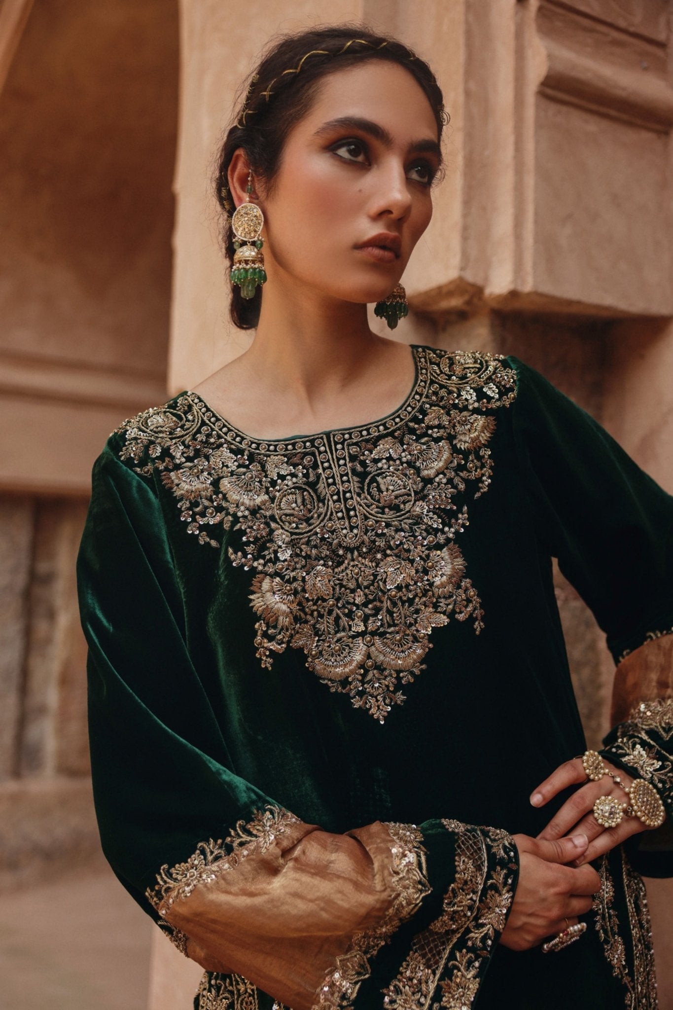 Hues Velvet Kurta Set