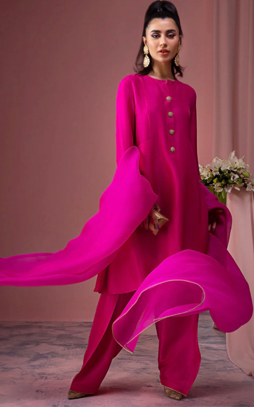 Iskra Farshi-Salwar Set