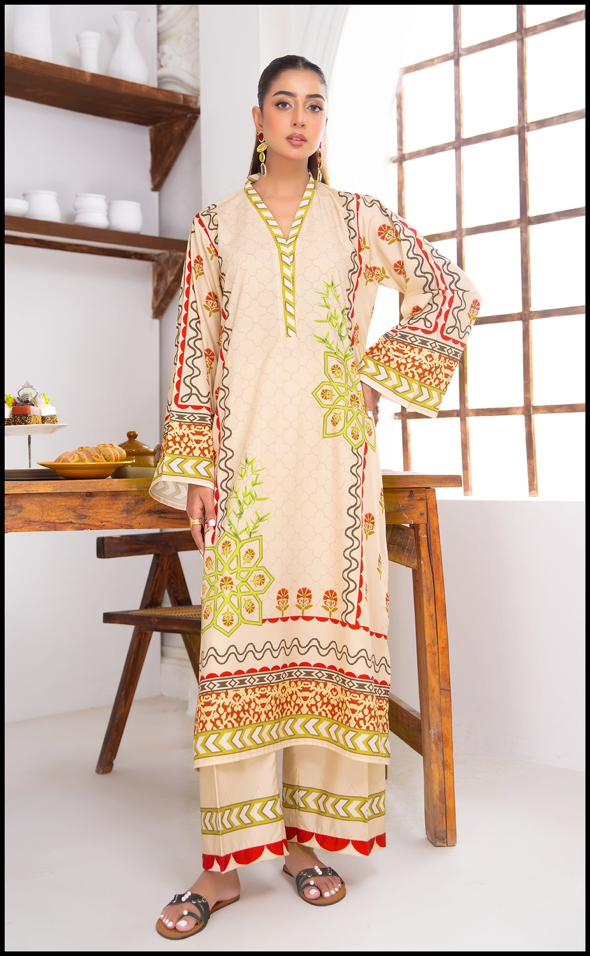 Glory Kurta Set With Dupatta