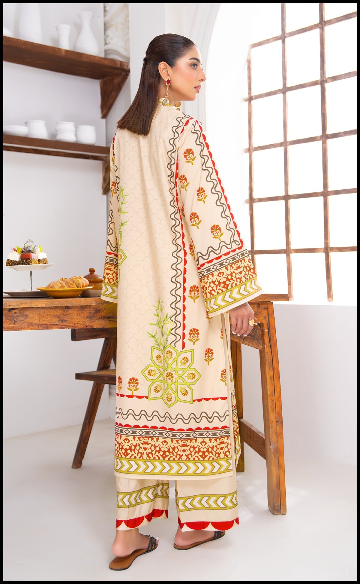 Glory Kurta Set With Dupatta