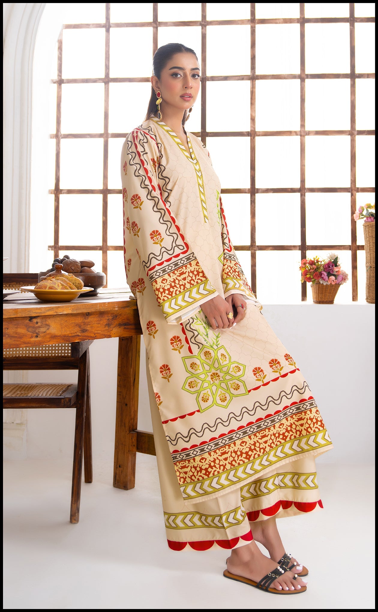 Glory Kurta Set With Dupatta
