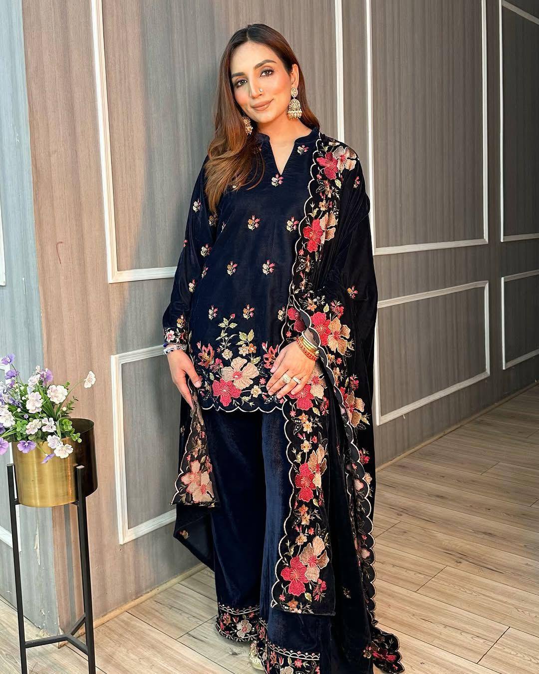 Velvet Grandeur Kurta Set