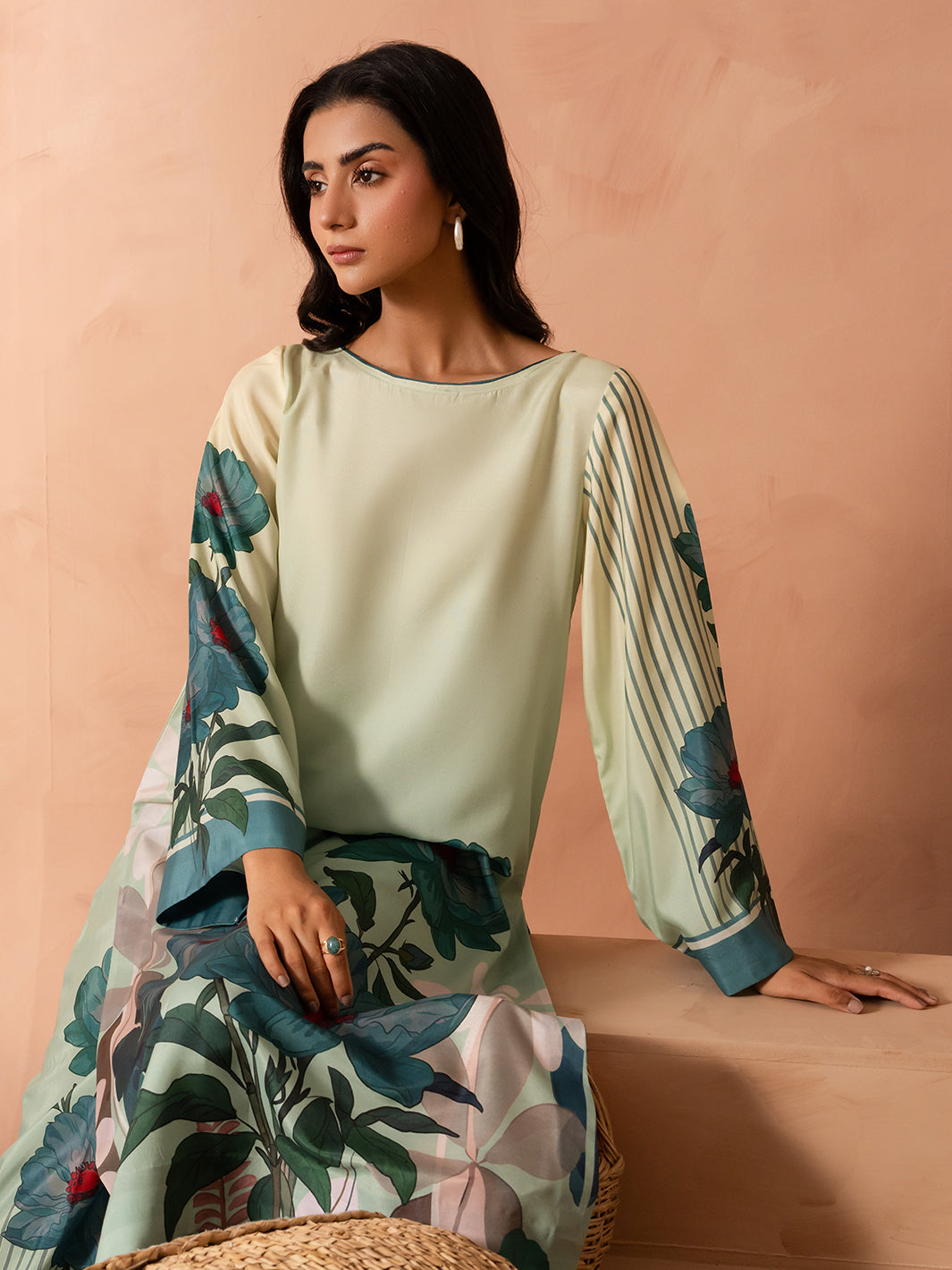 Aurelia Kurta Set